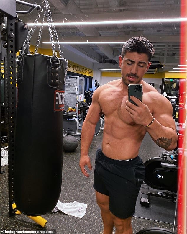 Just do it: In March, former soccer player Jono said that people should be working out for at least 45 minutes a day to shed the kilos