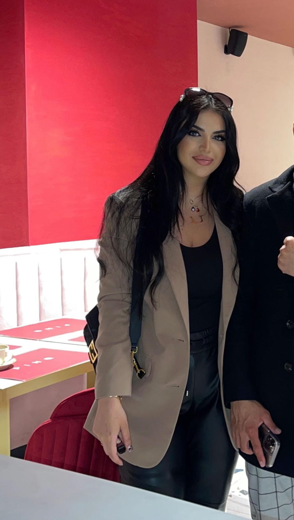 Azizi says she's much happier and more confidence following her body tranformation. (aida_azizii/Caters)