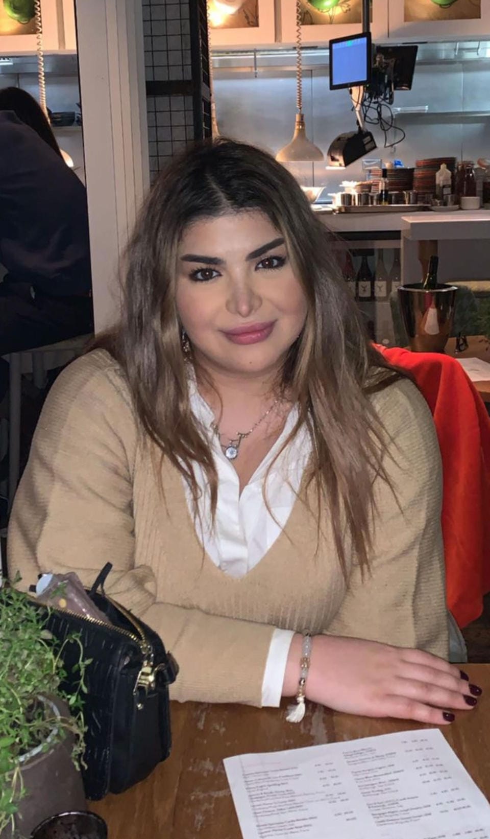 Pictured before her weight loss. (Aida Azizi/Caters)